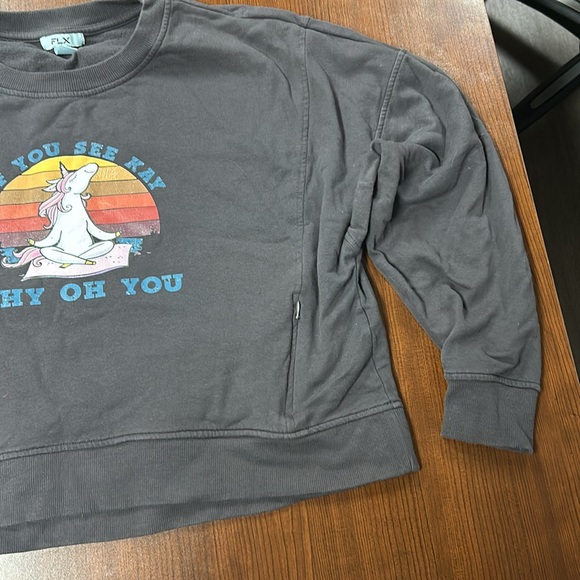 Unicorn sweatshirt - Picture 3 of 9